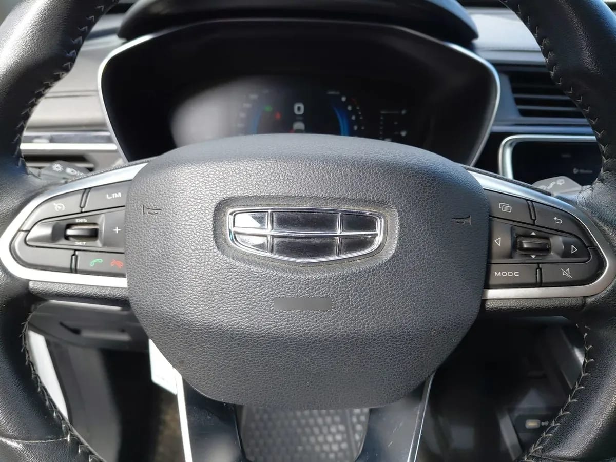 Geely Azkarra 1.5t Comfort 4x2 6at 5p año 2023
