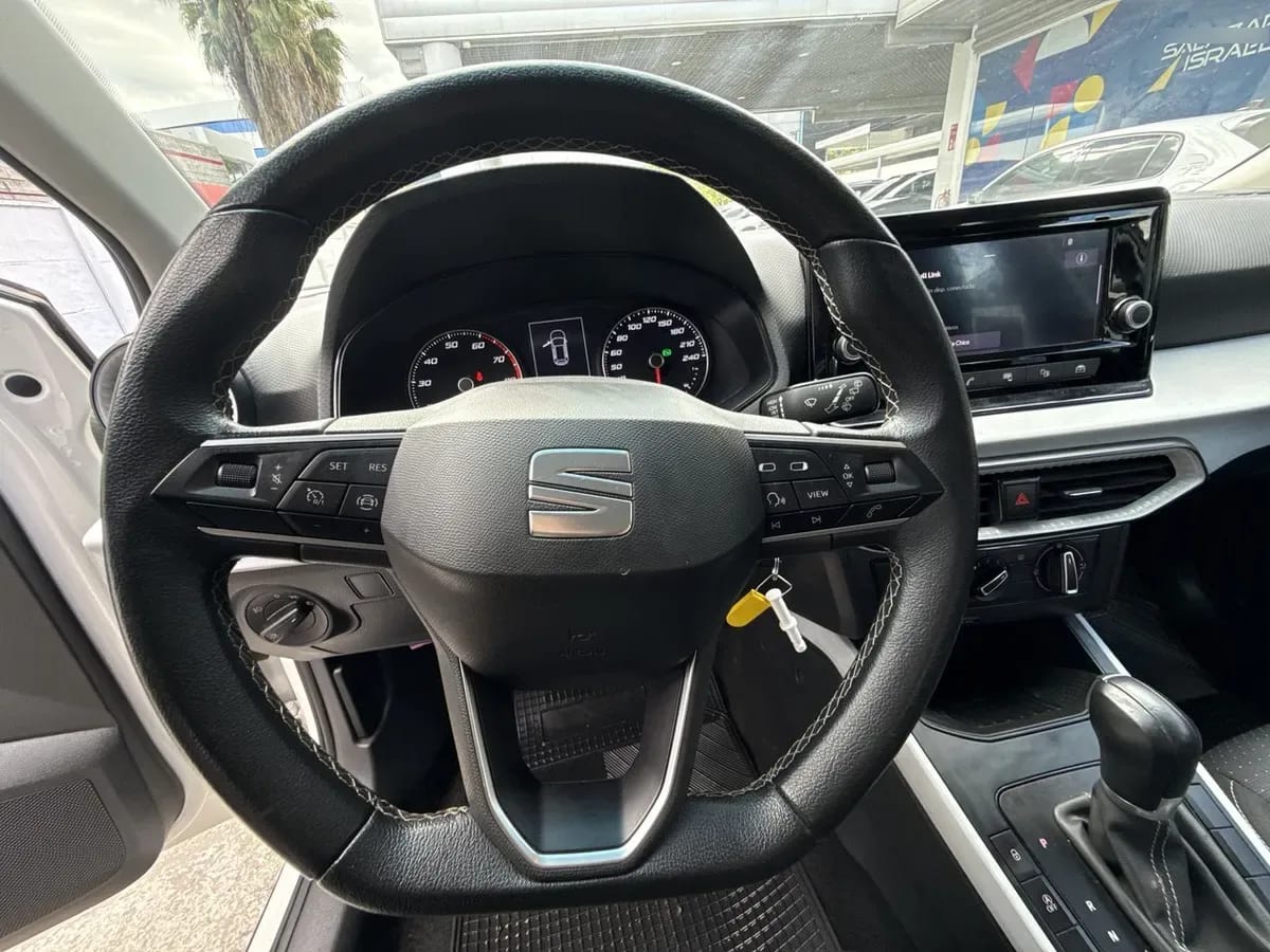 Seat Arona 1.0 Tsi Style 4x2 At 5p año 2023