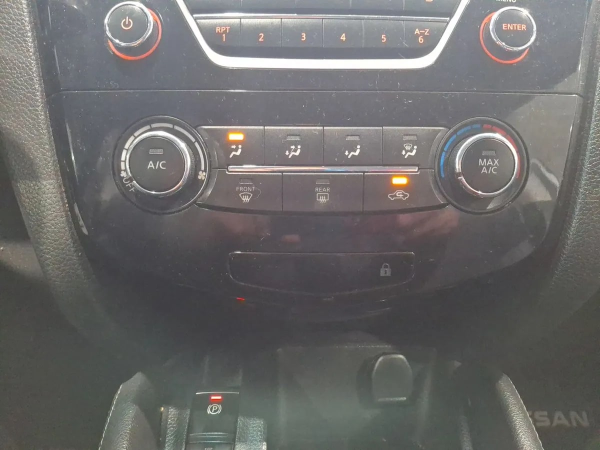 Nissan Qashqai 2.0 Sense 4x2 Mt 5p año 2018