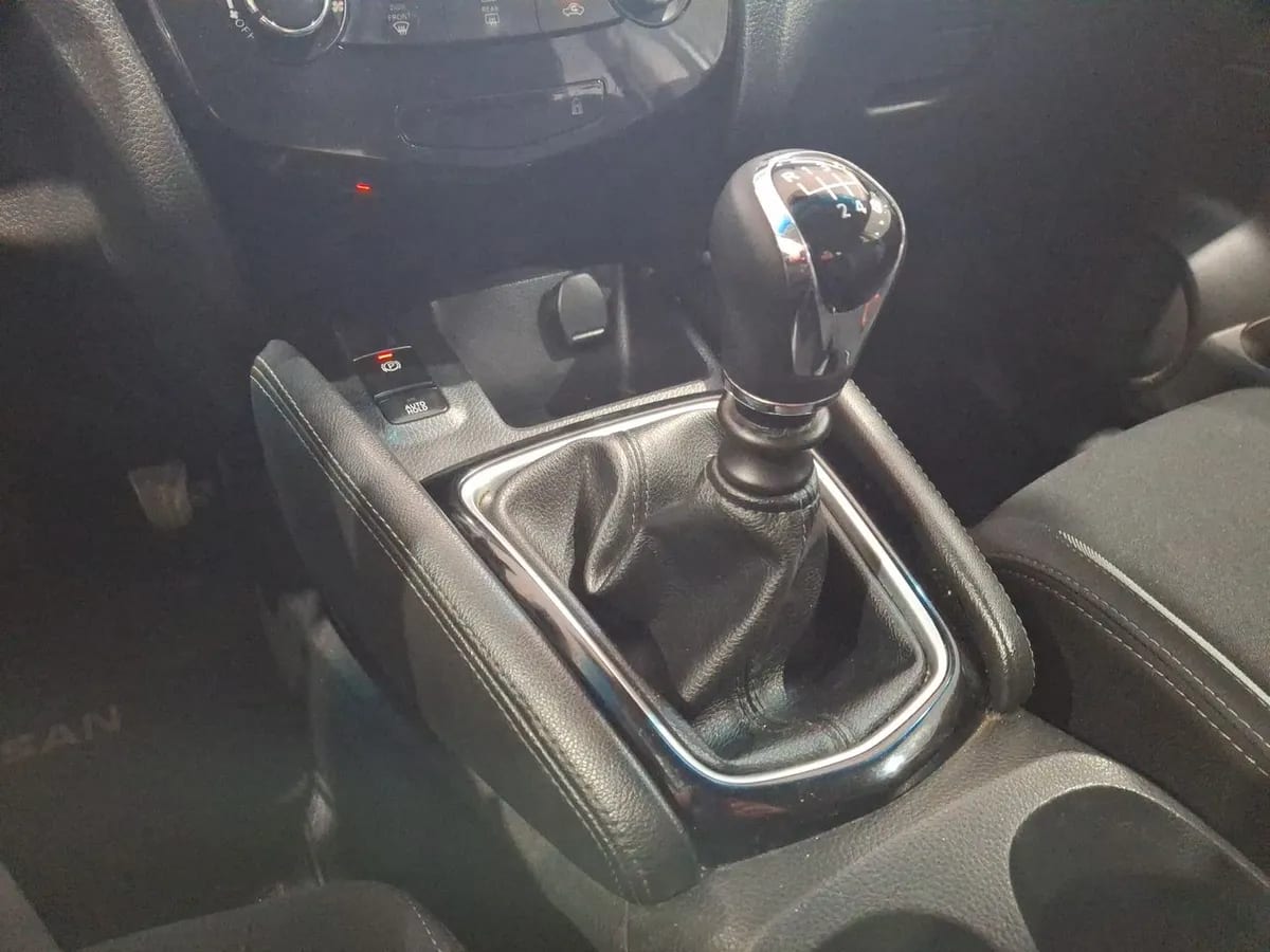Nissan Qashqai 2.0 Sense 4x2 Mt 5p año 2018