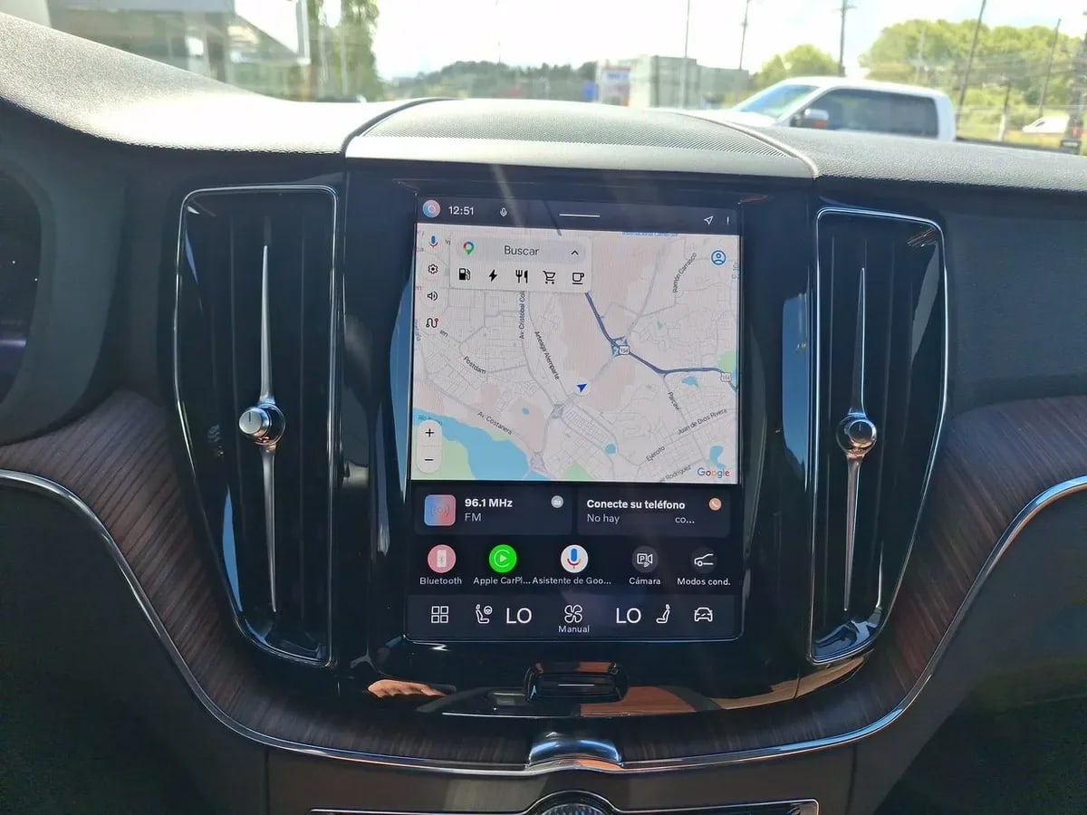 Volvo Xc60 2.0 T8 Recharge Plus Hybrid Awd At 5p año 2026
