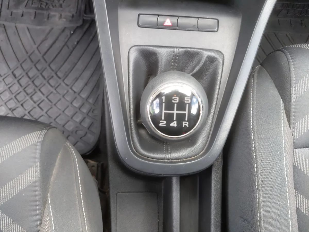 MG 3 1.5 Std 4x2 Hb Mt 5p año 2022