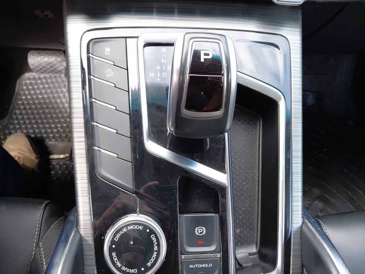 Geely Azkarra 1.5t Comfort 4x2 6at 5p año 2023