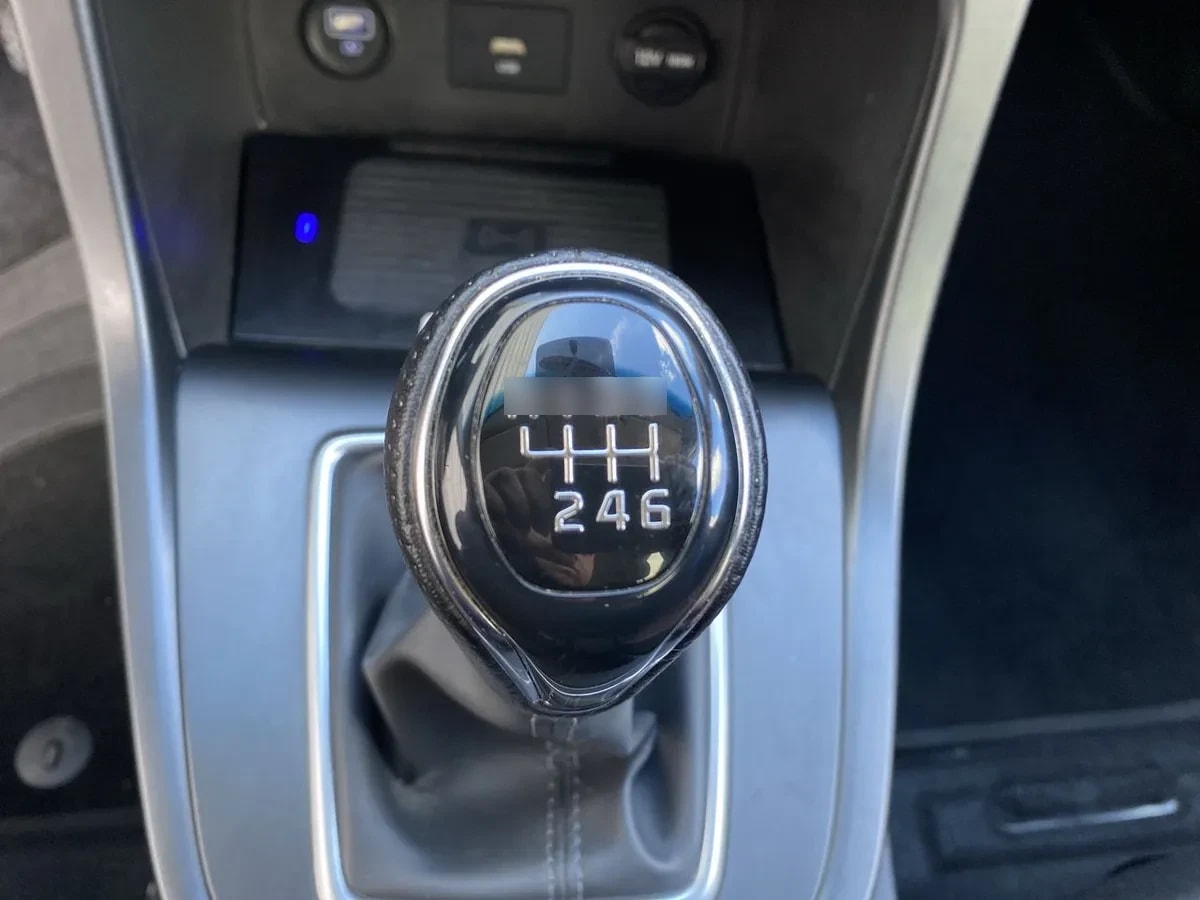 Hyundai Creta Grand 2.0 Plus Su2i 4x2 Mt 5p año 2025