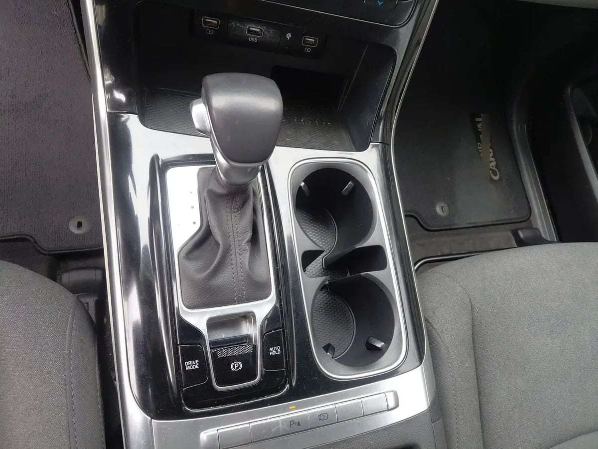 Kia Carnival 3.5 Ex 4x2 8at 5p año 2022