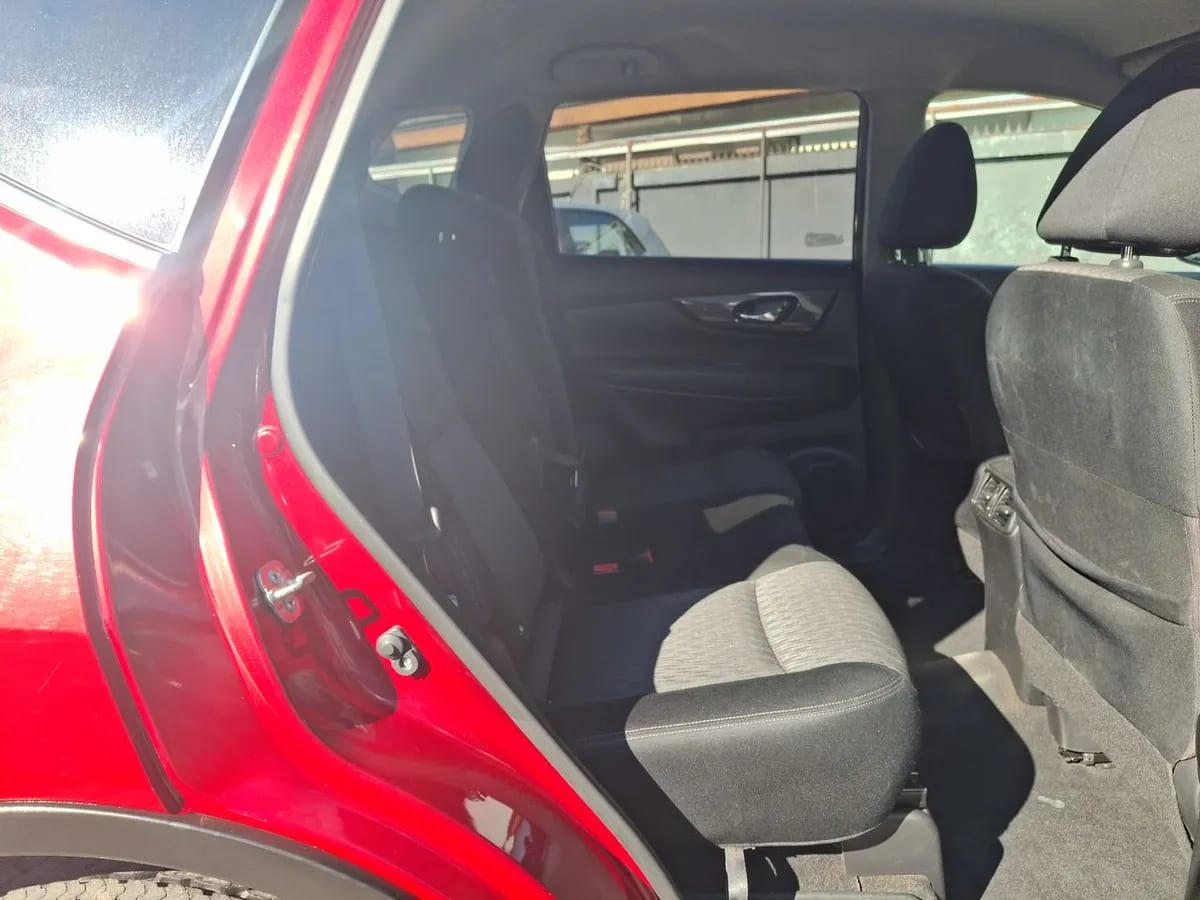 Nissan X-Trail 2.5 Sense Mc 4x2 Cvt At 5p año 2022