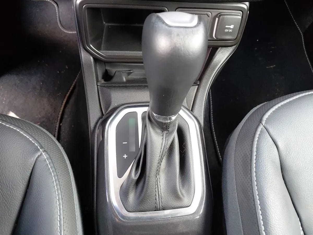 Jeep Renegade 1.3t Longitude 4x2 At 5p año 2025