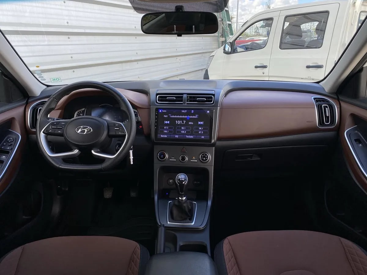 Hyundai Creta Grand 2.0 Plus Su2i 4x2 Mt 5p año 2025
