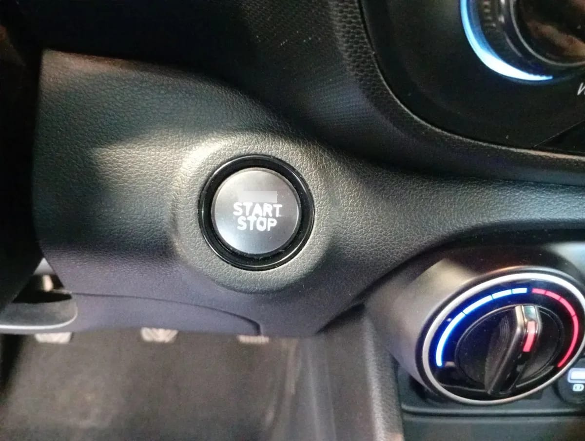 Hyundai Venue 1.6 Qx Value 4x2 Mt 5p año 2020