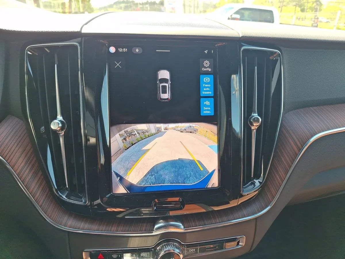 Volvo Xc60 2.0 T8 Recharge Plus Hybrid Awd At 5p año 2026