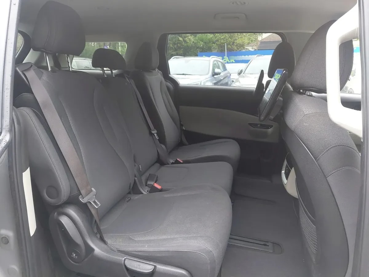 Kia Carnival 3.5 Ex 4x2 8at 5p año 2022