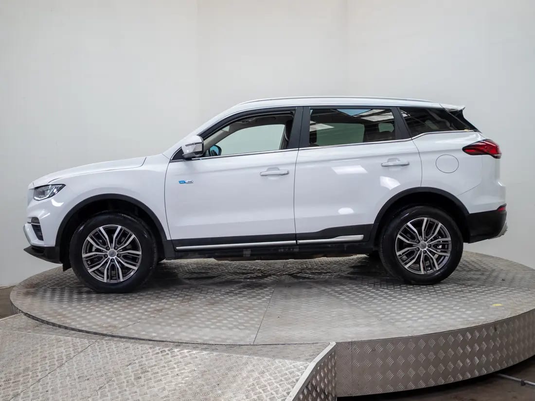 Geely Azkarra 1.5 Turbo Luxury At año 2024