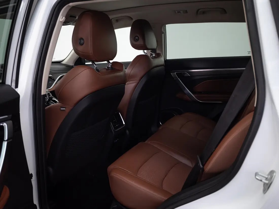Geely Azkarra 1.5 Turbo Luxury At año 2024