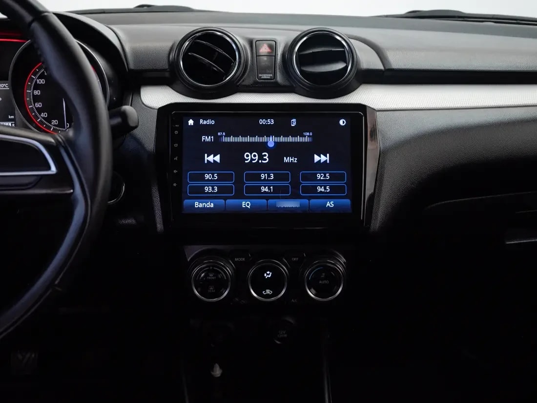 Suzuki Swift 1.2 Mt Hybrid Plus año 2024