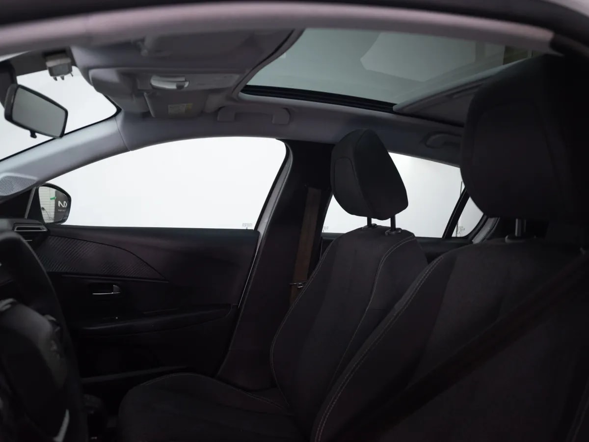 Peugeot 208 Puretech 75 Mt 1.2 año 2023