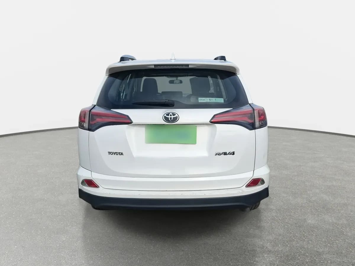 Toyota Rav 4 2.0 Standard 4x2 Mt 5p año 2019