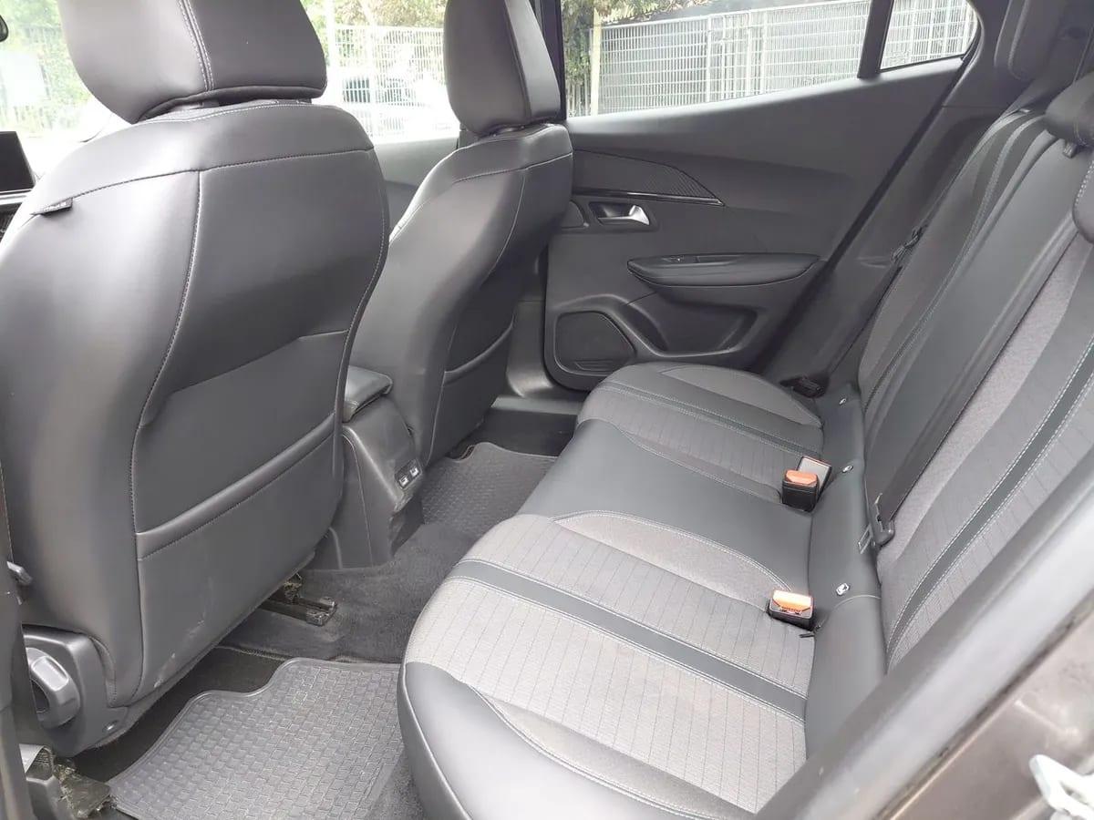 Peugeot 2008 1.2 Allure Puretech 130 4x2 At 5p año 2022
