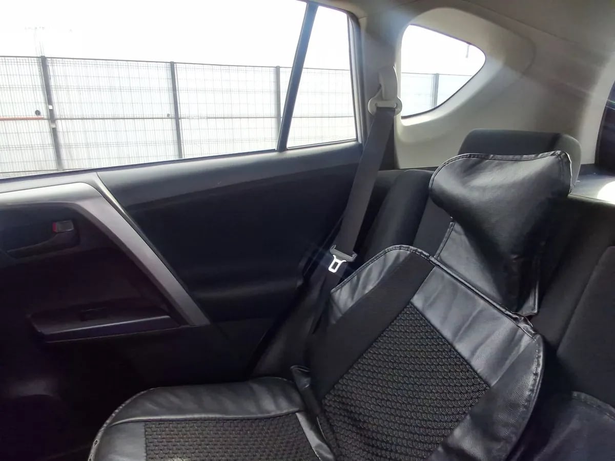 Toyota Rav 4 2.0 Standard 4x2 Mt 5p año 2019