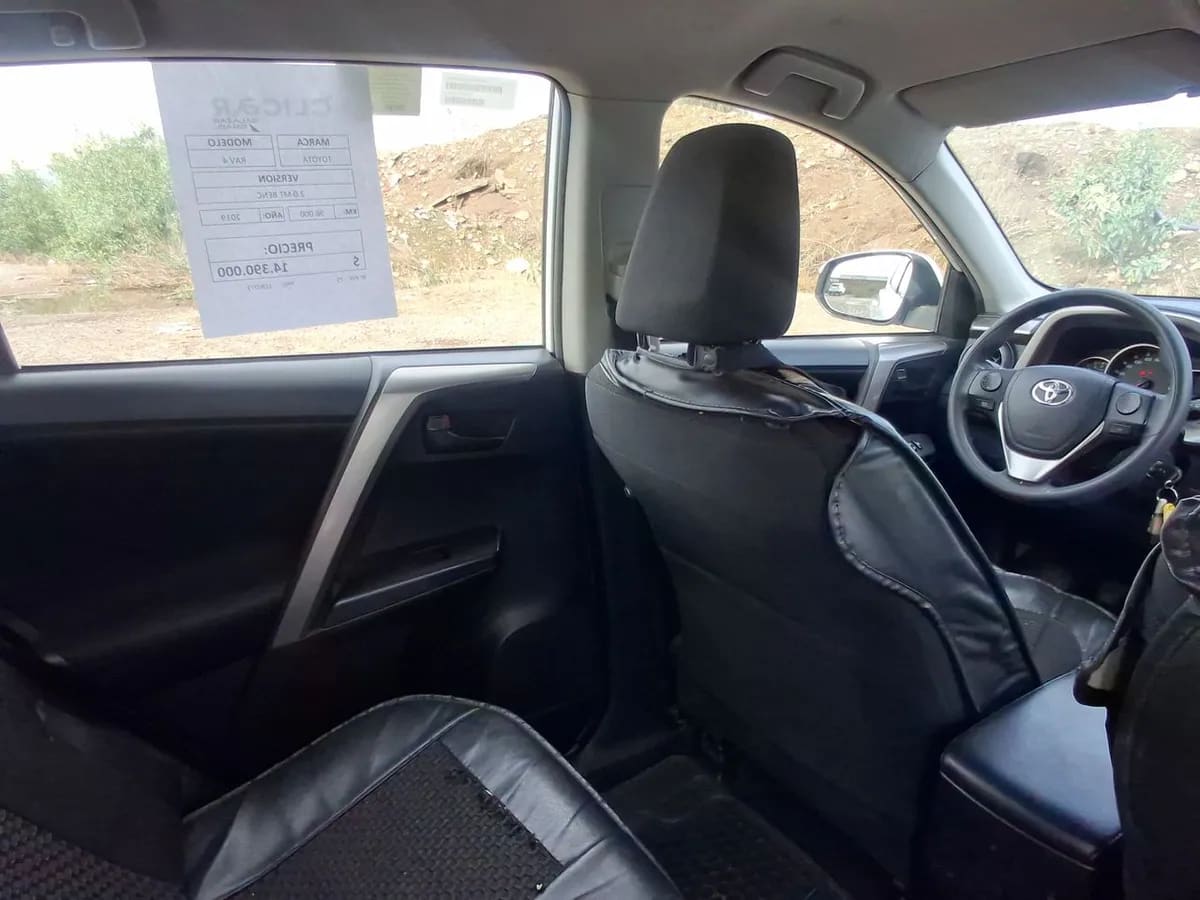 Toyota Rav 4 2.0 Standard 4x2 Mt 5p año 2019