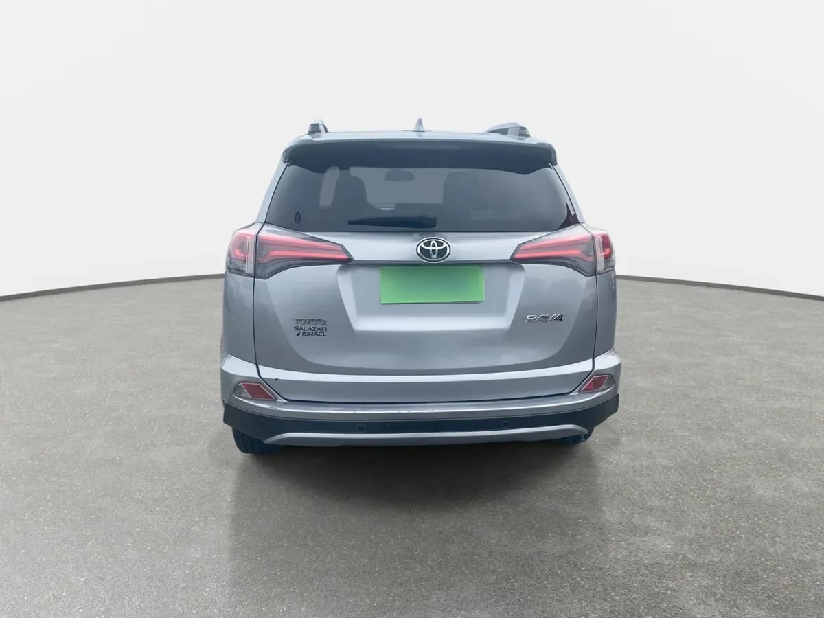 Toyota Rav 4 2.5 4x2 Super Lujo At 5p año 2019