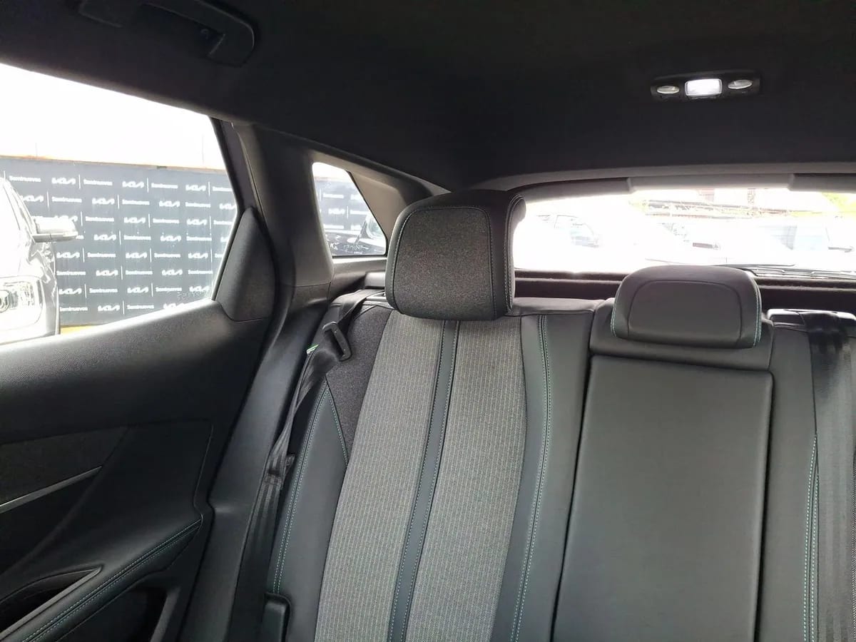 Peugeot 3008 1.6 Allure Pack Thp 165 4x2 Eat6 5p año 2024