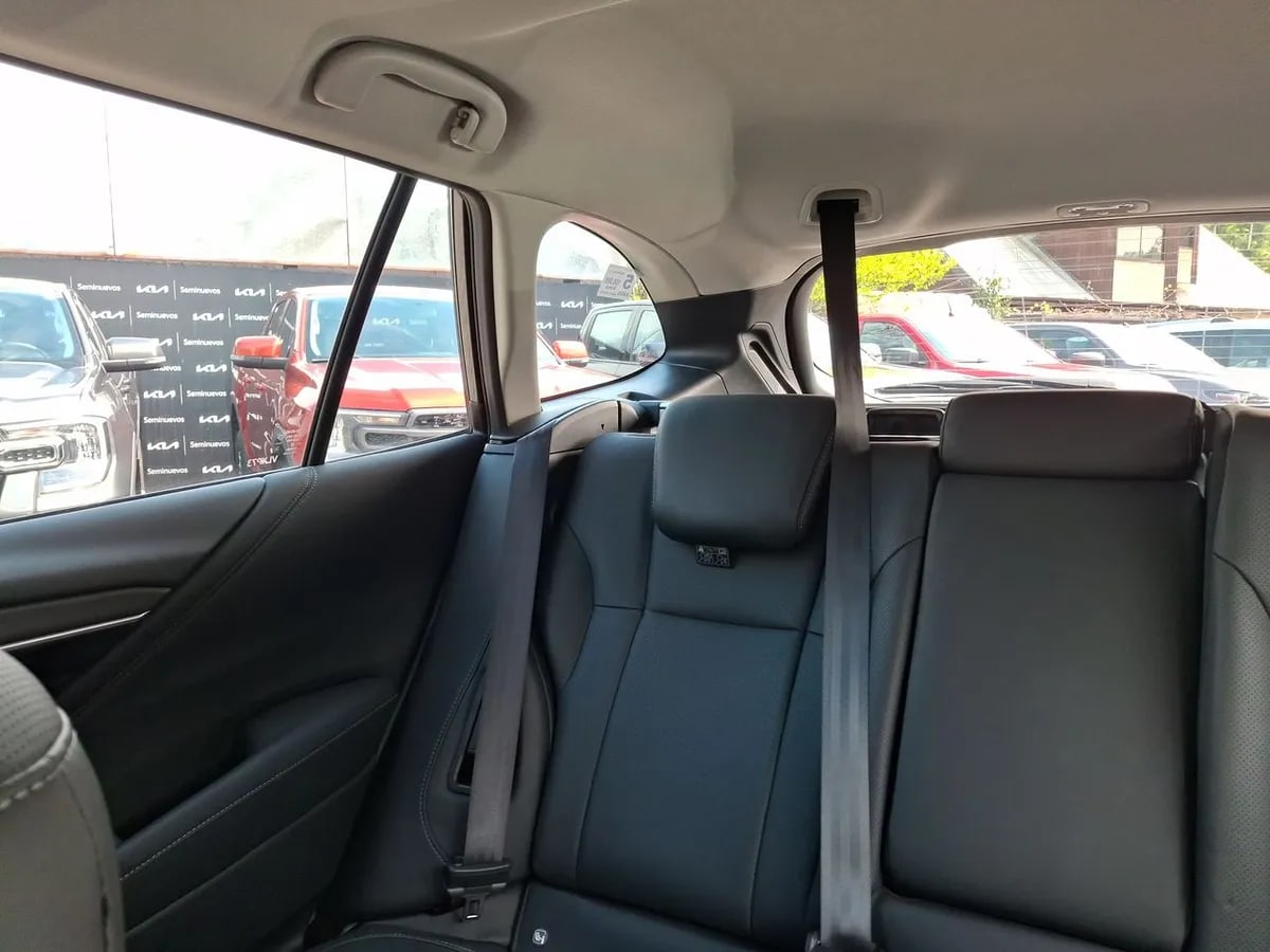 Subaru Outback 2.5i Touring Awd Cvt At 5p año 2026