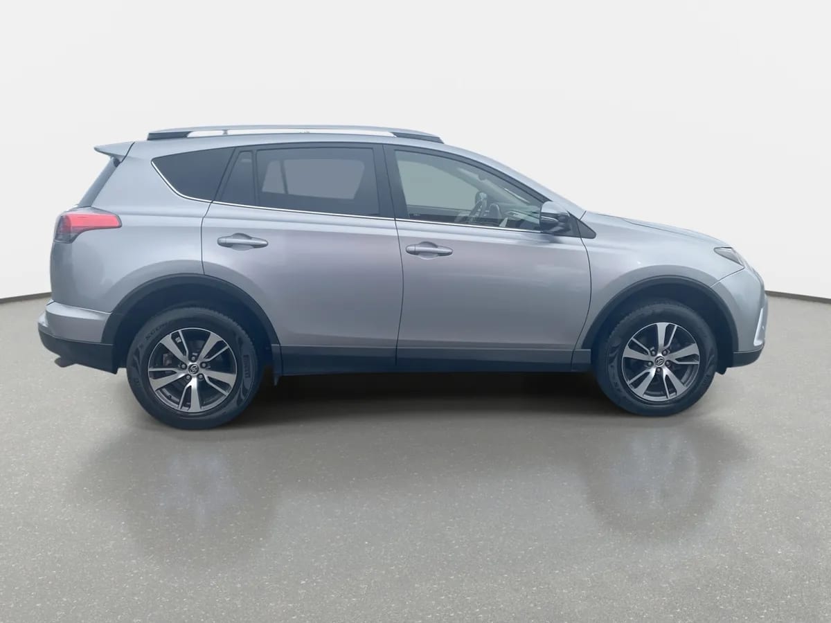 Toyota Rav 4 2.5 4x2 Super Lujo At 5p año 2019