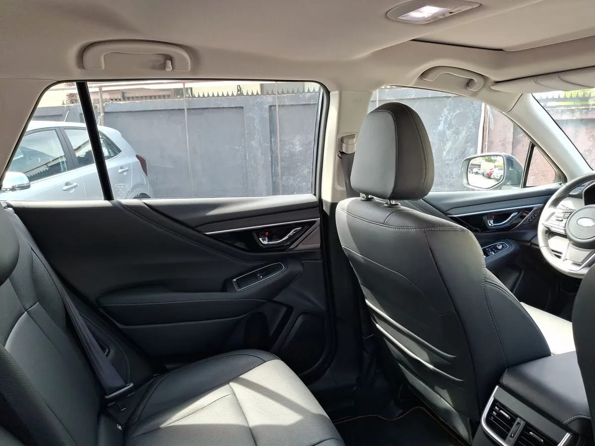 Subaru Outback 2.5i Touring Awd Cvt At 5p año 2026