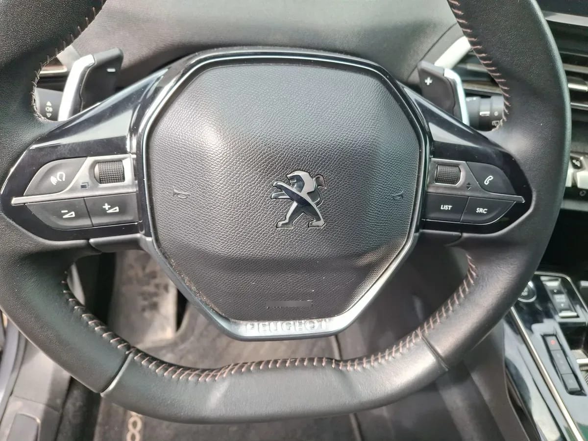 Peugeot 3008 1.6 Allure Pack Thp 165 4x2 Eat6 5p año 2024