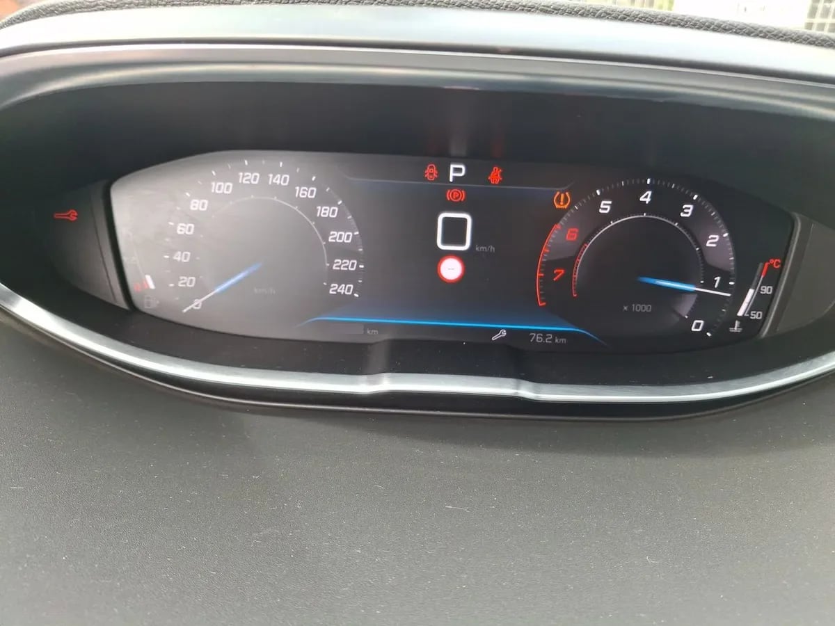 Peugeot 3008 1.6 Allure Pack Thp 165 4x2 Eat6 5p año 2024
