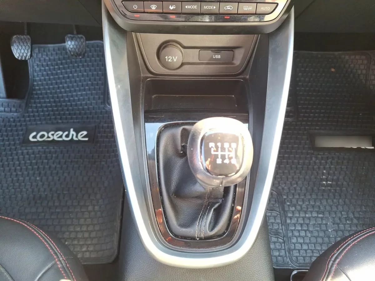 Chevrolet Groove 1.5 Premier 4x2 Mt 5p año 2023