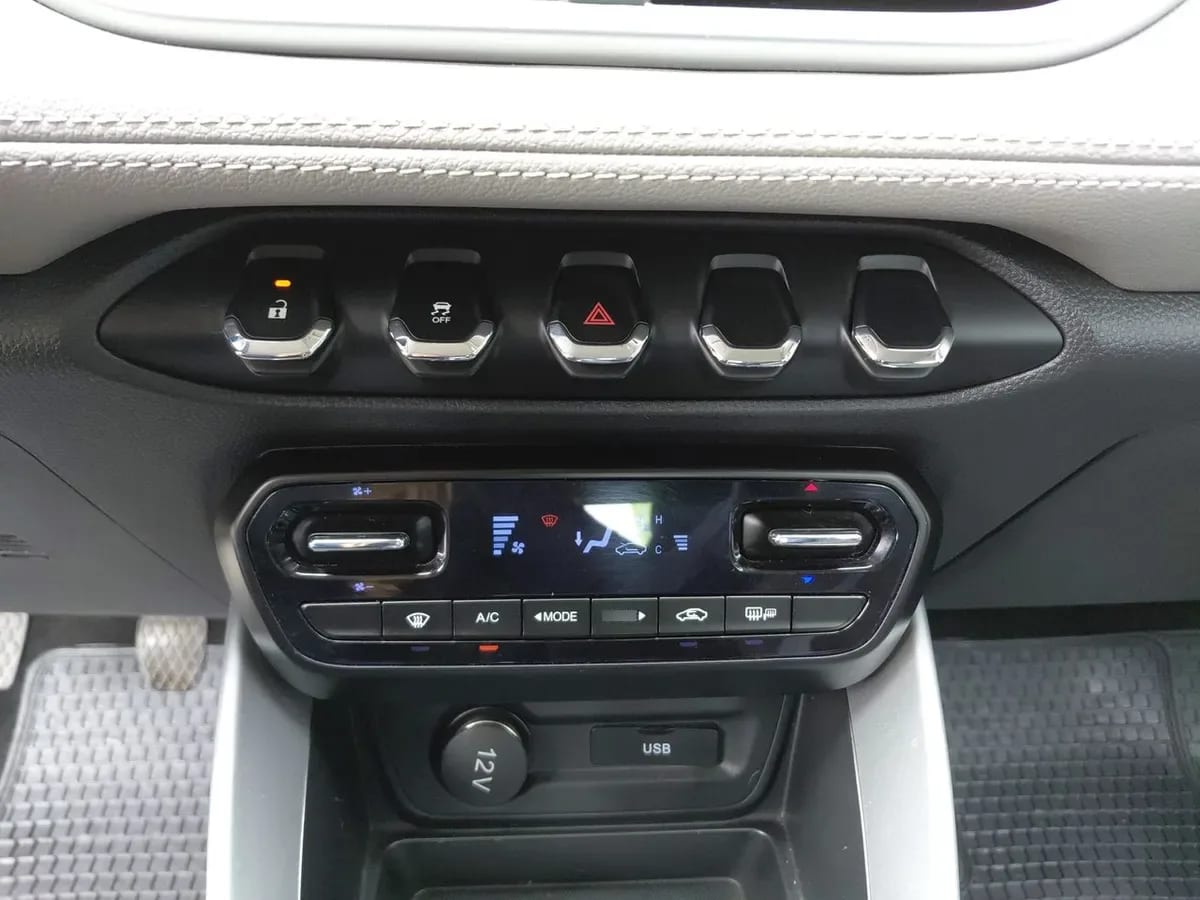 Chevrolet Groove 1.5 Ltz 4x2 Mt 5p año 2023