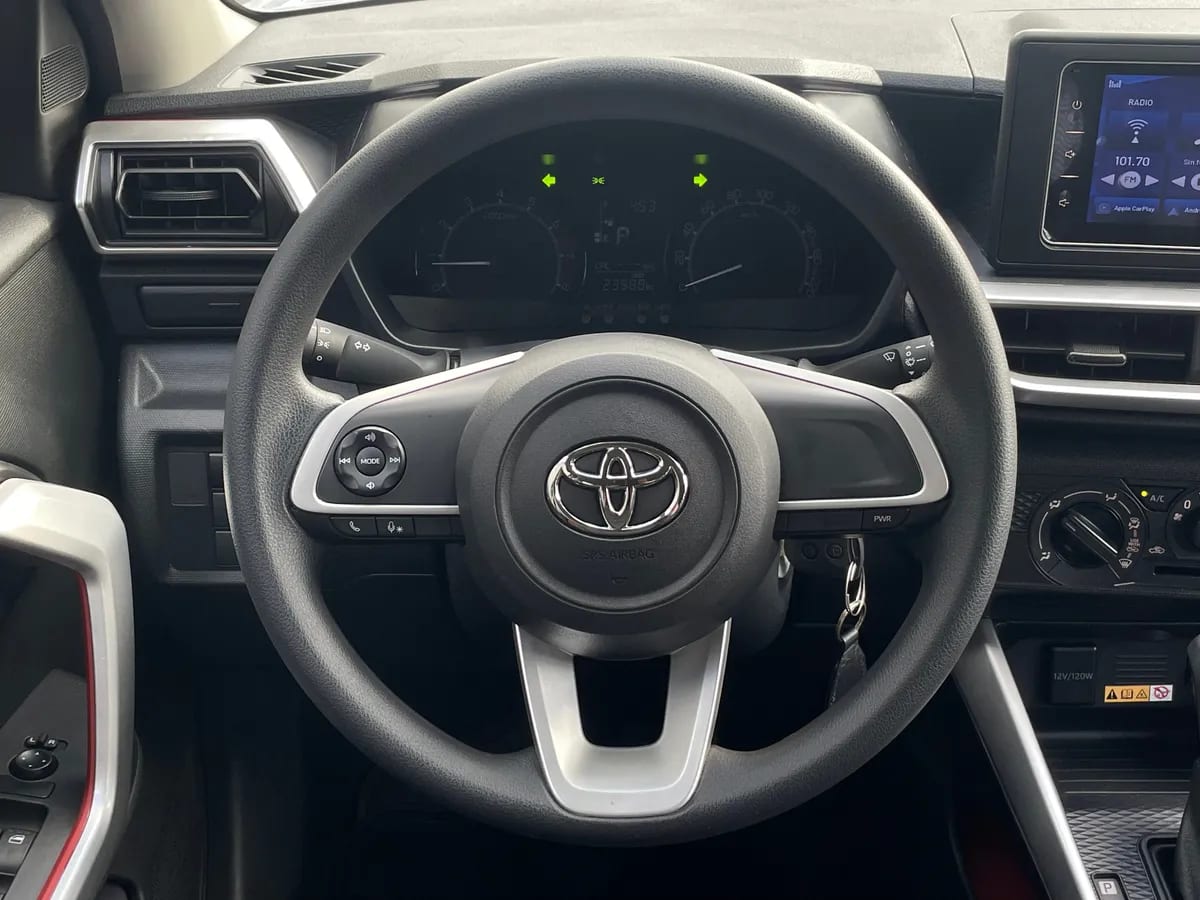 TOYOTA RAIZE 1.2 E Cvt At año 2025