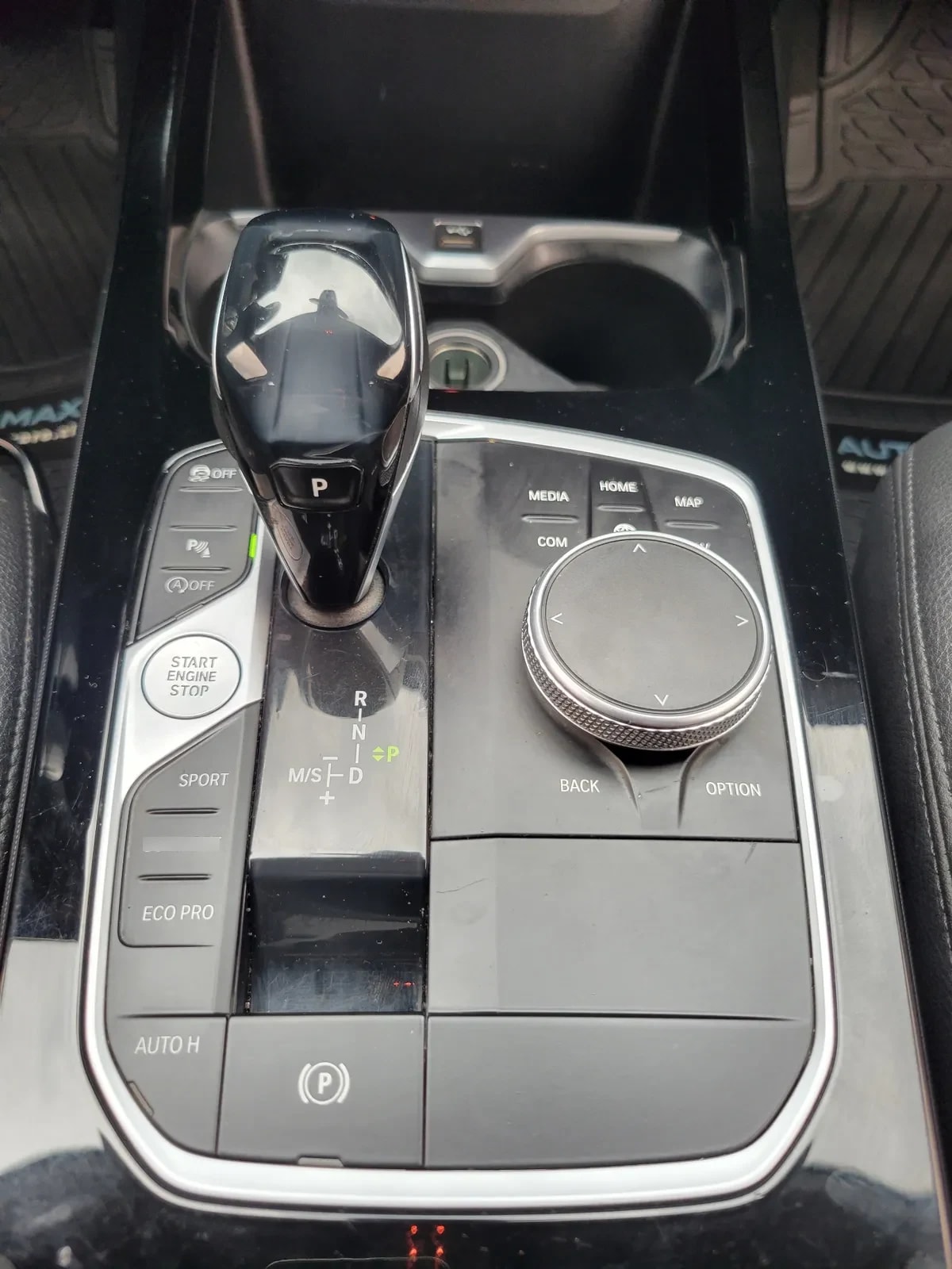 BMW 218  año 2021