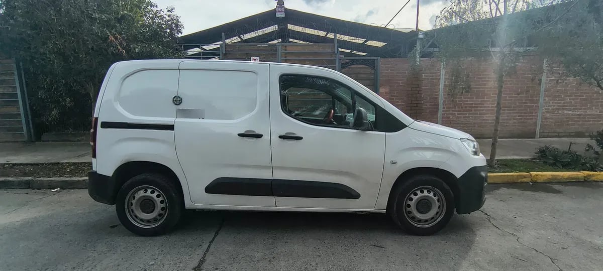 CITROEN BERLINGO 1.6 M Bluehdi 100 Mt Diesel año 2020