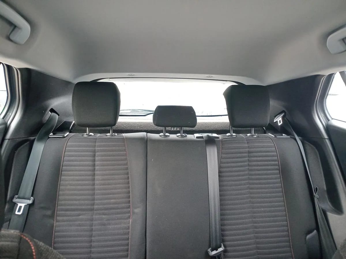 Peugeot 2008 1.2 Active Puretech 130 4x2 Mt 5p año 2022