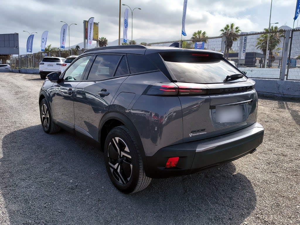 Peugeot 2008 Blue Hdi 1.5 Aut año 2025