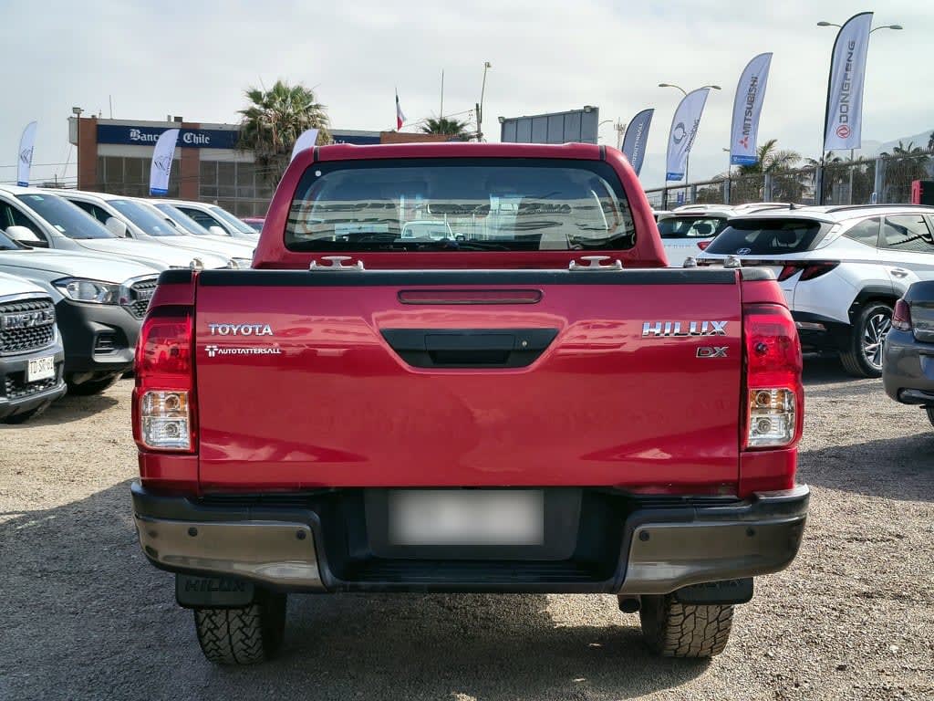 Toyota Hilux Dx Tss 2.4 Diesel 4x2 T/m año 2023