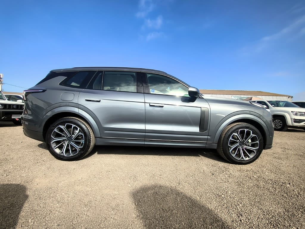 Lynk&Co 09 09 Halo Hibrido 4x4 T/a año 2027