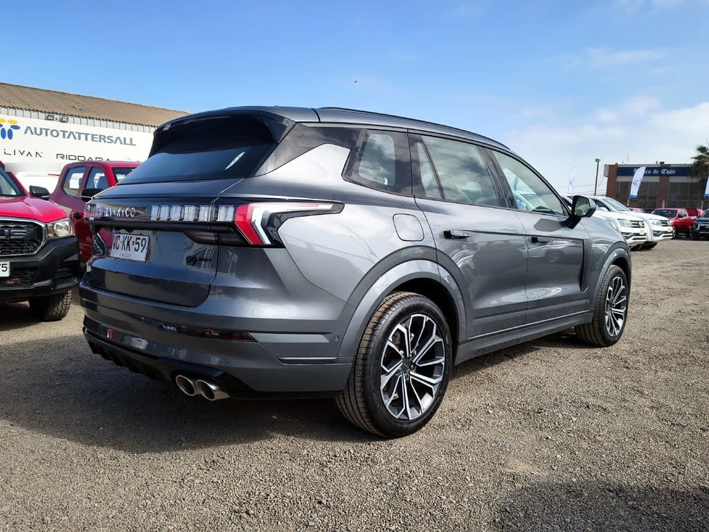 Lynk&Co 09 09 Halo Hibrido 4x4 T/a año 2027