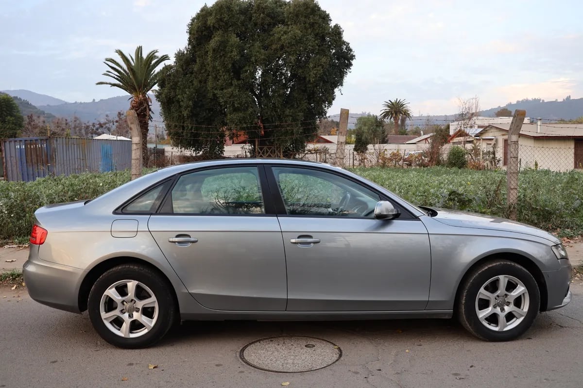AUDI A4 1.8 Tfsi Multitronic 120 Hp At año 2012