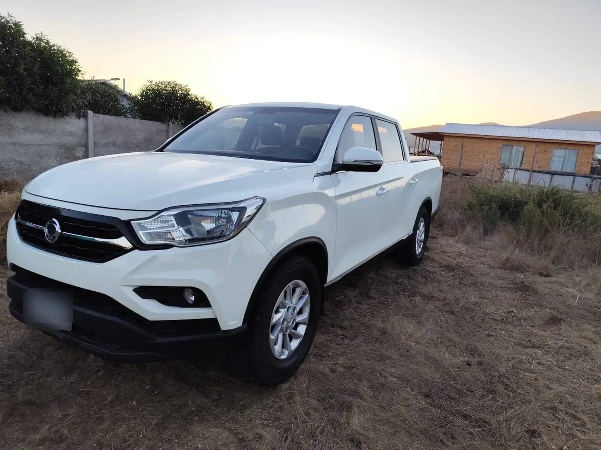 SSANGYONG MUSSO 2.2 Grand Full Mt 4x4 Diesel año 2020