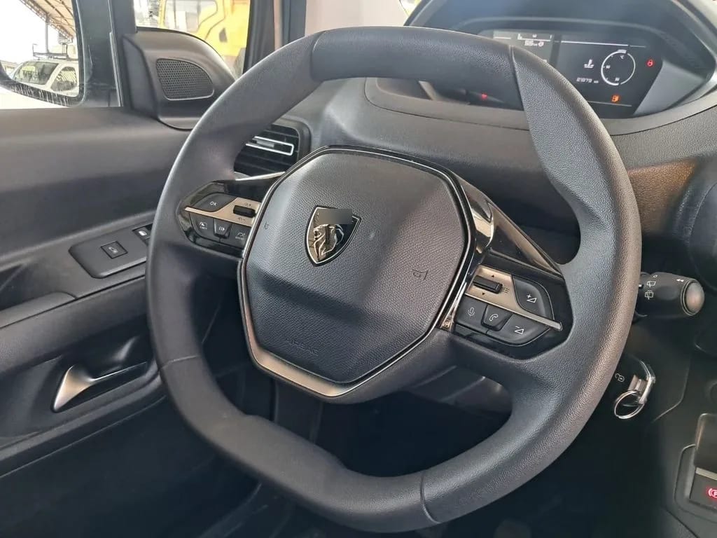 Peugeot Partner L1 1.5 Mt 4x2 año 2025