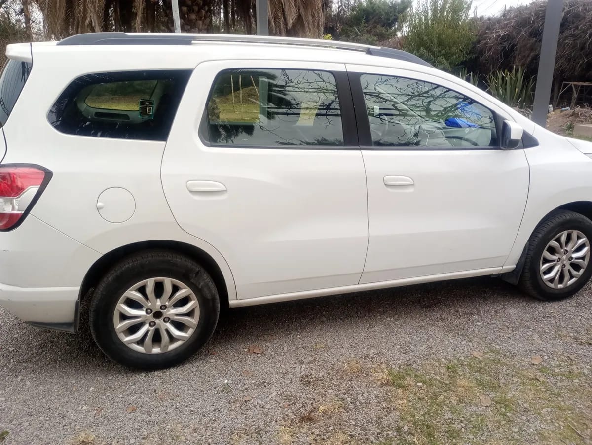 CHEVROLET SPIN 1.8 Ltz Mt año 2018