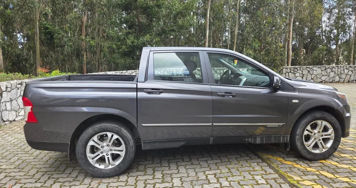 SSANGYONG ACTYON SPORTS 2.0 2ab Abs Ll Te At Diesel año 2014