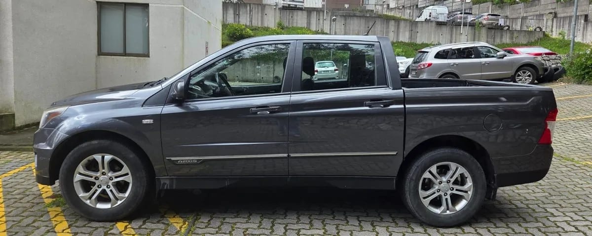 SSANGYONG ACTYON SPORTS 2.0 2ab Abs Ll Te At Diesel año 2014