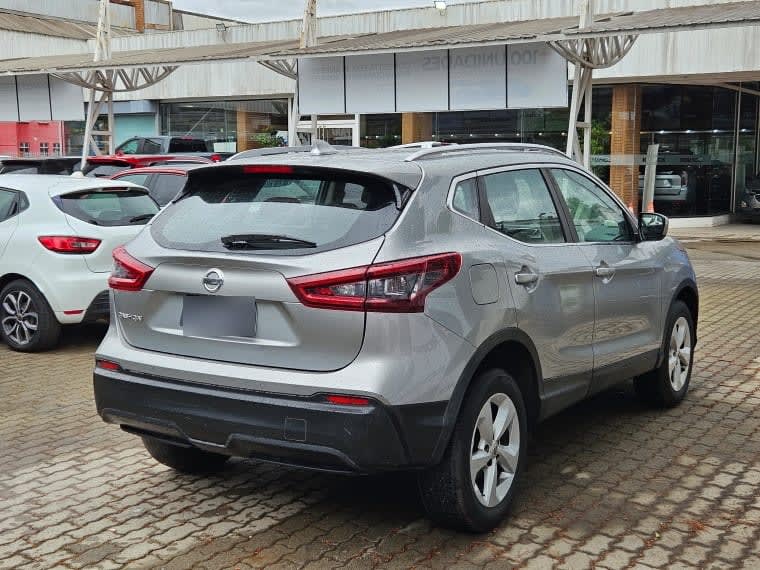 Nissan Qashqai Qashqai J11 2.0 año 2021