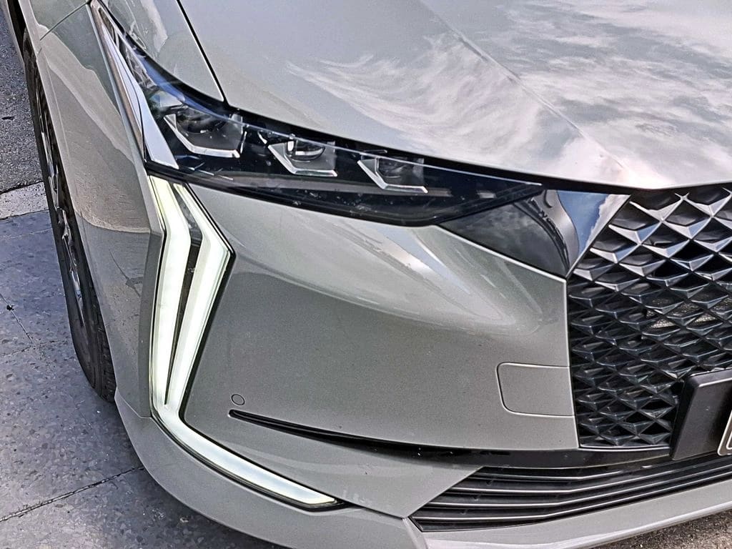 DS Automobiles 4 1.5 Bluehdi 5p año 2025