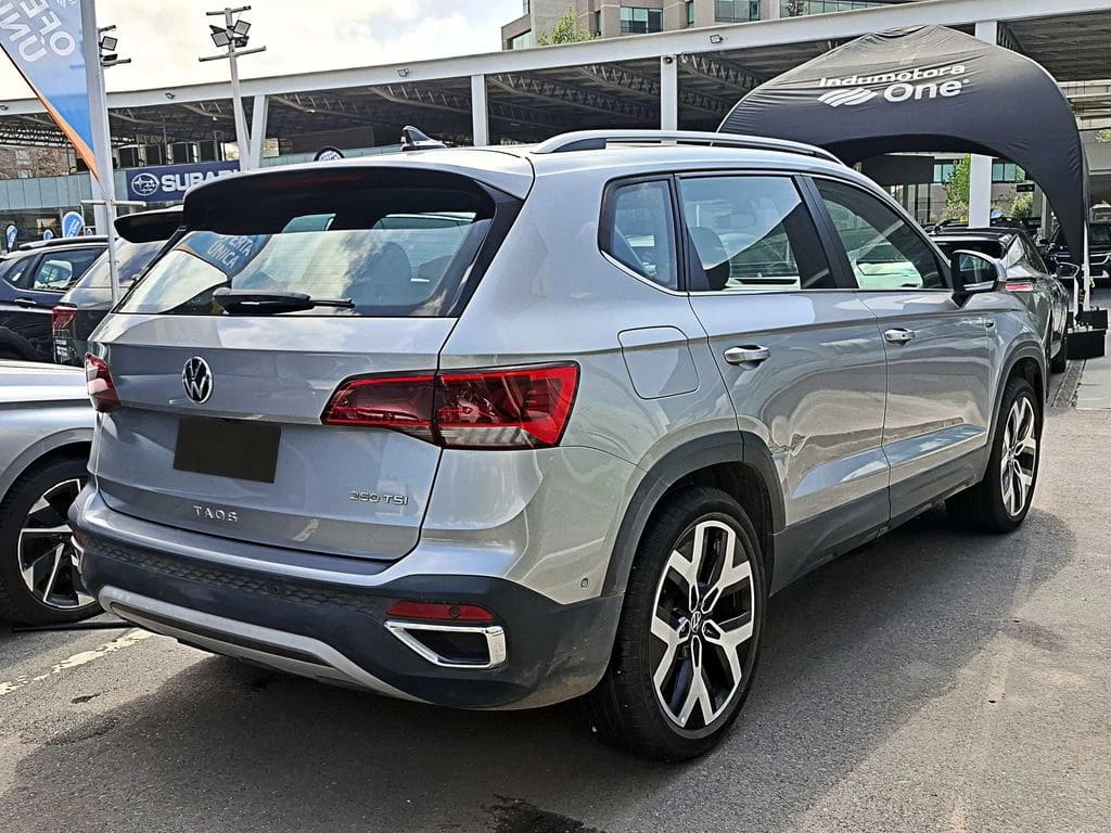 Volkswagen Taos Tsi 4x2 1.4 At año 2024