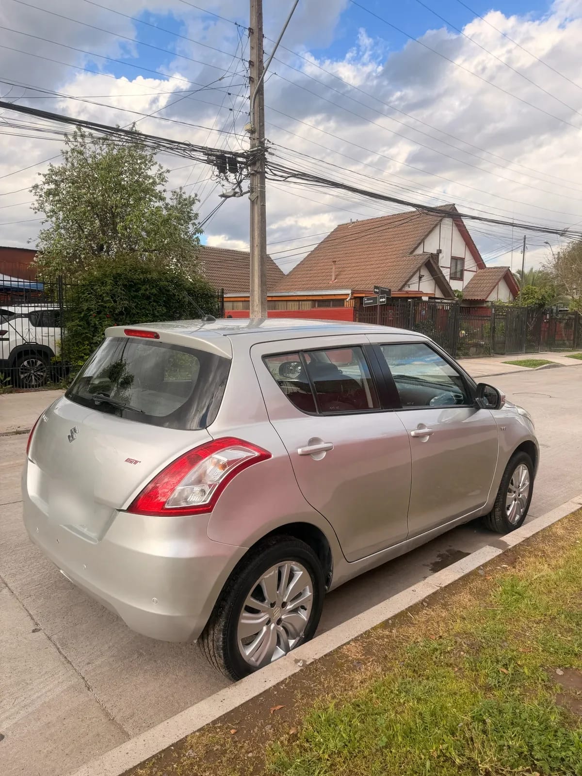 SUZUKI SWIFT Gl Sport 1.2 año 2016